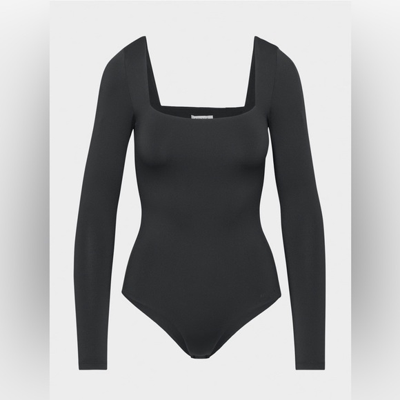 NWT Aritzia Contour Full Squareneck Longsleeve Bodysuit M - Picture 7 of 7